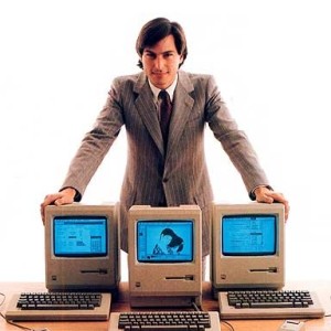 Steve-Jobs-1984-Macintosh
